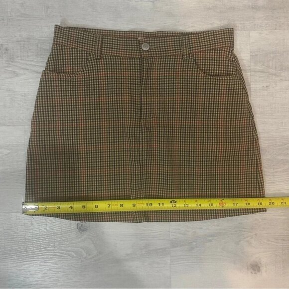 Brandy Melville California Y2K Preppy Neutral Brown Checkered Mini Skirt S - Picture 16 of 16